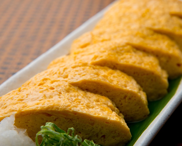 Dashimaki Tamago: 出し巻き玉子