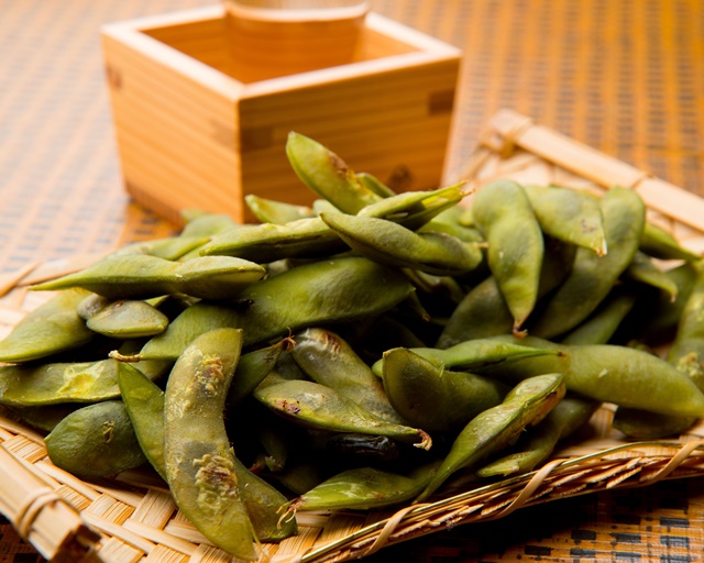 Kamayaki Edamame: 釜焼き枝豆