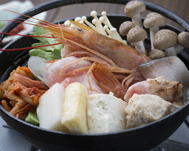 Kimchi Chige-nabe: キムチチゲ鍋