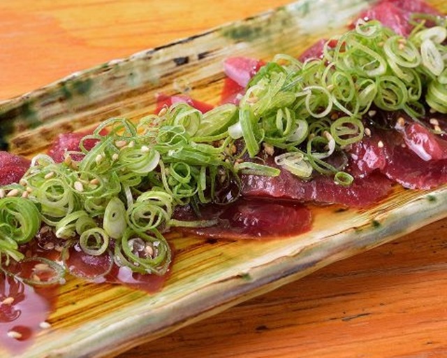 Maguro no Chūka-fū Carpaccio: マグロの中華風カルパッチョ