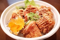 鶏唐マヨ丼