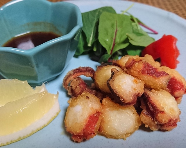 Tako no Karaage: タコの唐揚げ