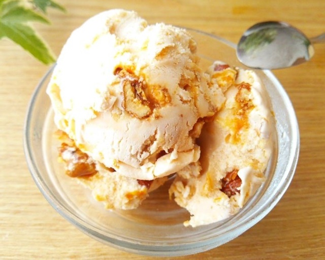 Tedzukuri Ice-cream: 手造りアイスクリーム